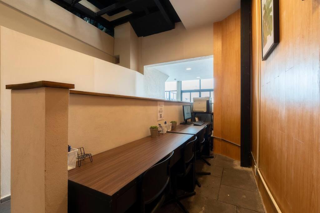 104 Location 2bdrm 2bath Ac Fits 8 Rooftop