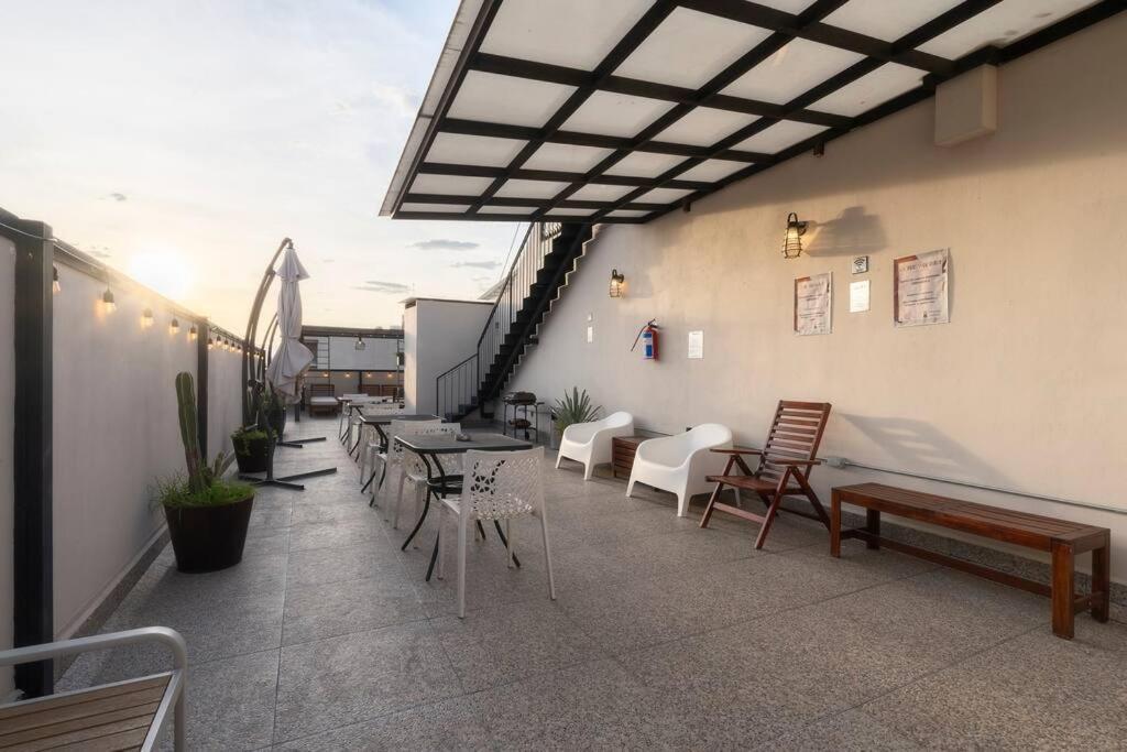 104 Location 2bdrm 2bath Ac Fits 8 Rooftop *